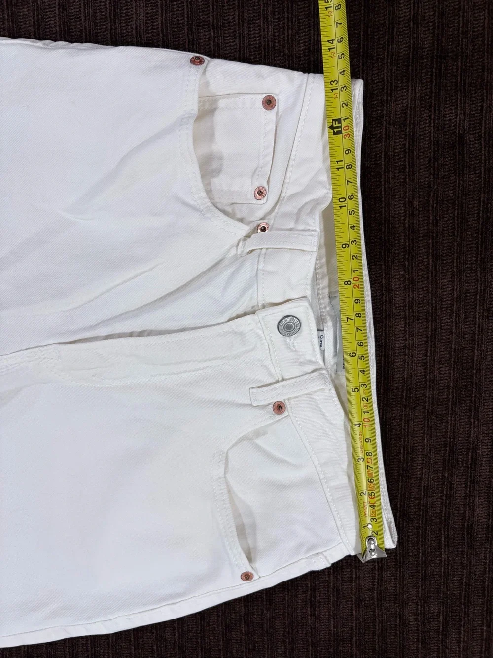 Abercrombie Curve Love 90s Relaxed Ultra High Rise White Cuffed Jeans 26